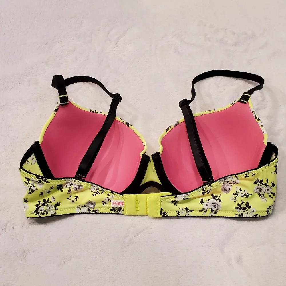 Victoria's Secret PINK Wear Everywhere Bra - Picture 2 of 3